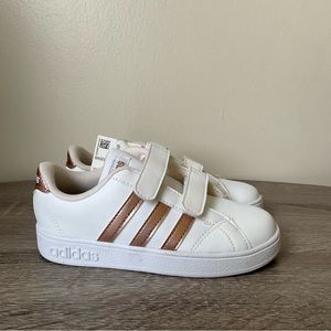 NWT! Adidas Grand Court Toddler Shoes Size 10K White Rose Gold Strap On Shoes